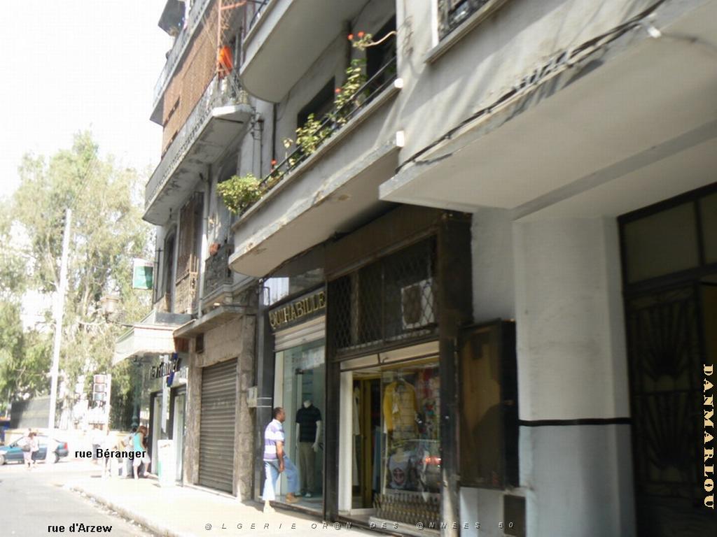 103 rue d'Arzew a gauche rue berabger .jpg